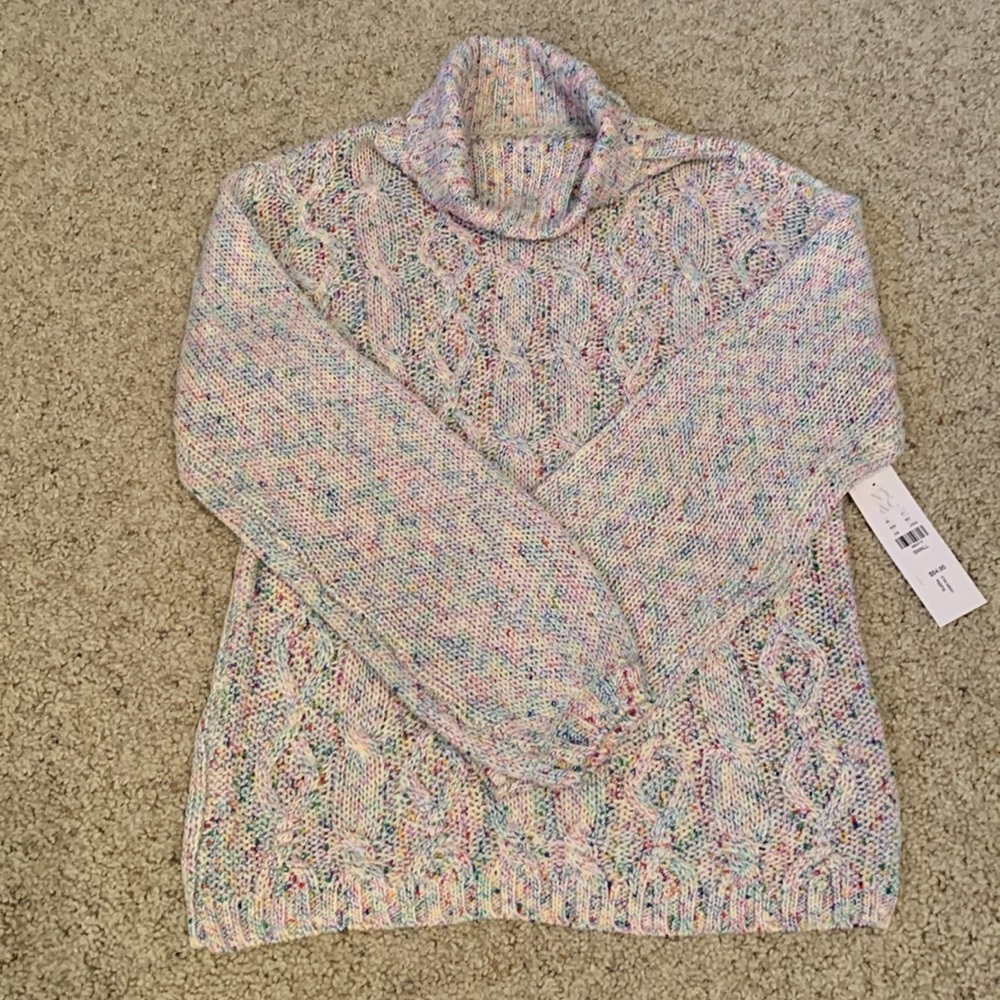 NWT New York & Company
Cable Knit Turtleneck Cowl Sweater
White Multi-Color (S)